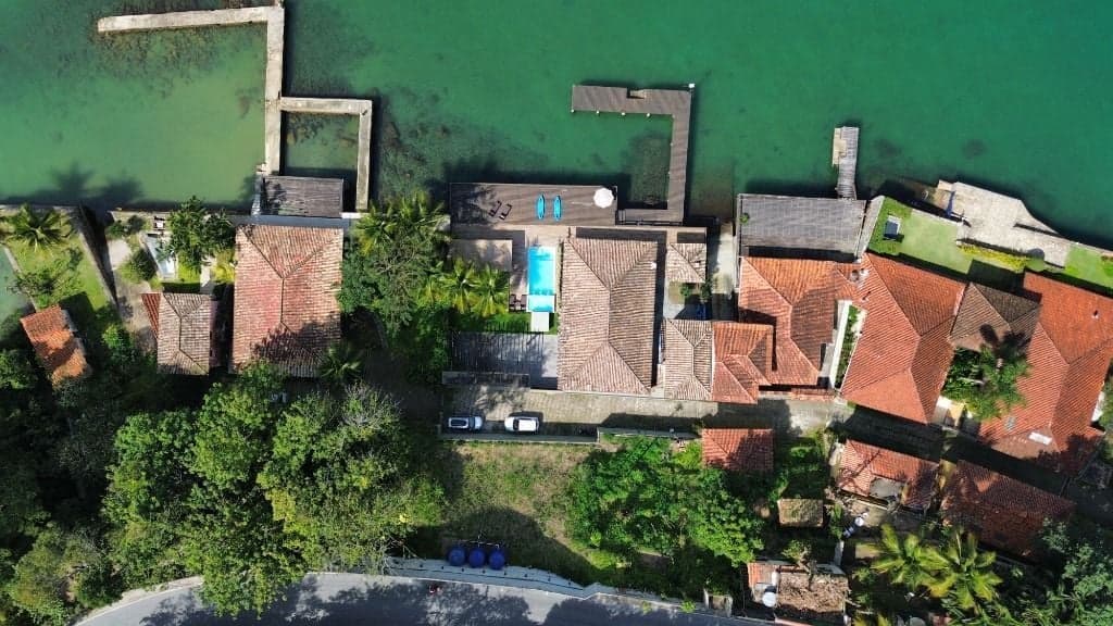 Vue sur la mer, intimité et raffinement à Angra dos Reis